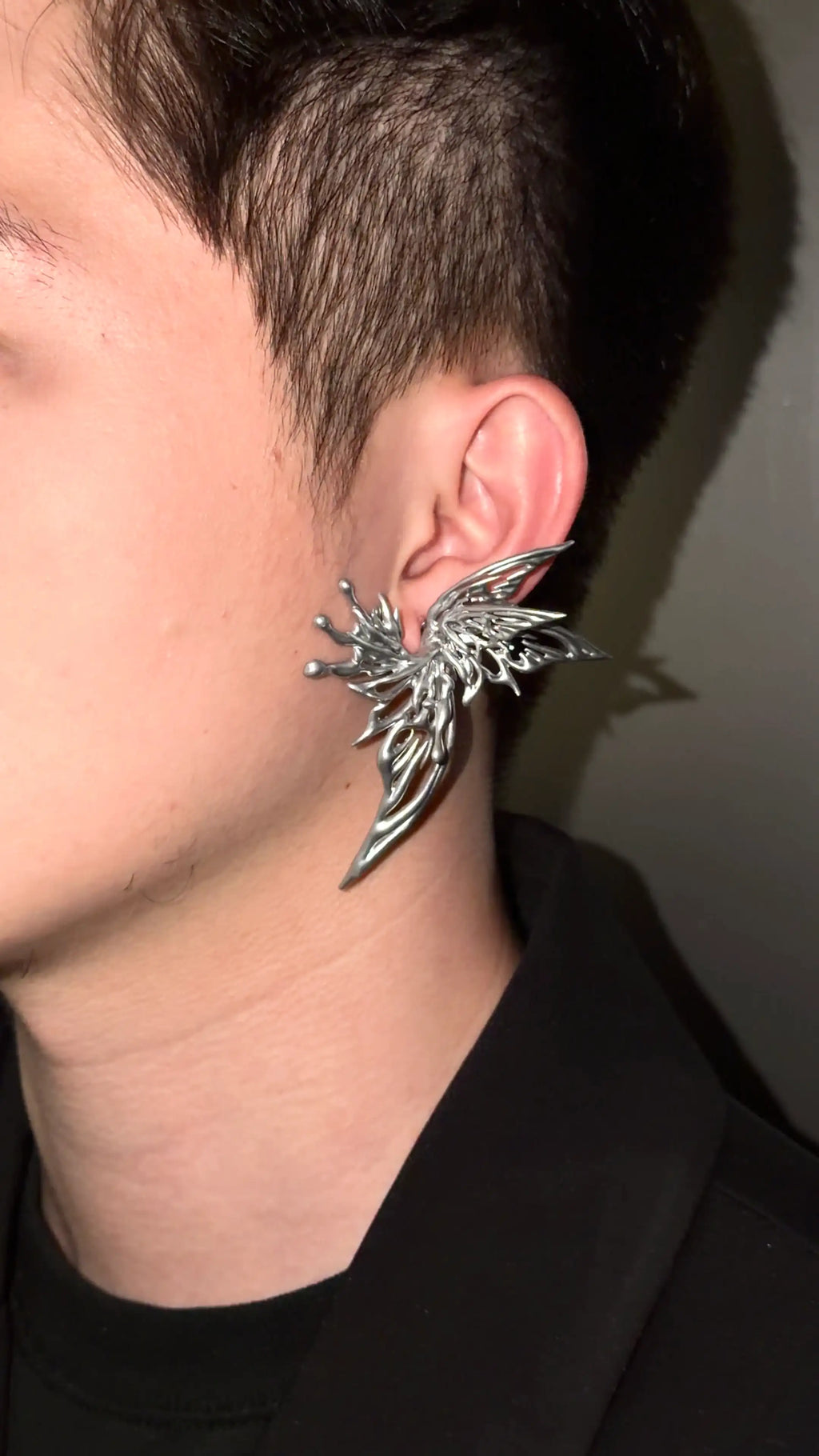 Layered Wings Fin Earrings – Silver Openwork Butterfly 3D-Printed Jewelry | MIIIIIJA